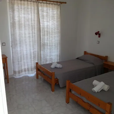 Saint George Ecotel מלון 2*